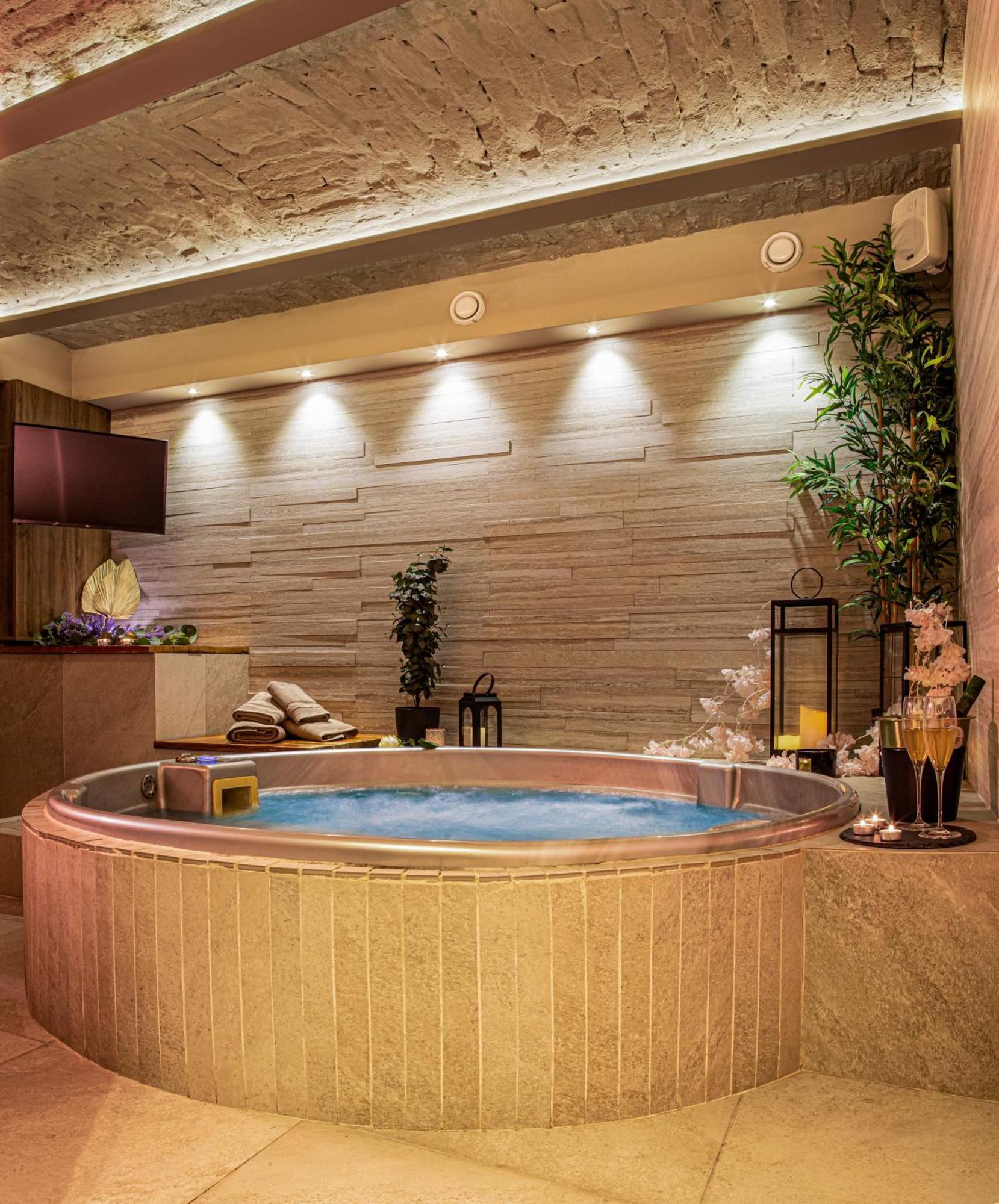 בלגרד Venus Apartment With Jacuzzi And Sauna - City Center מראה חיצוני תמונה